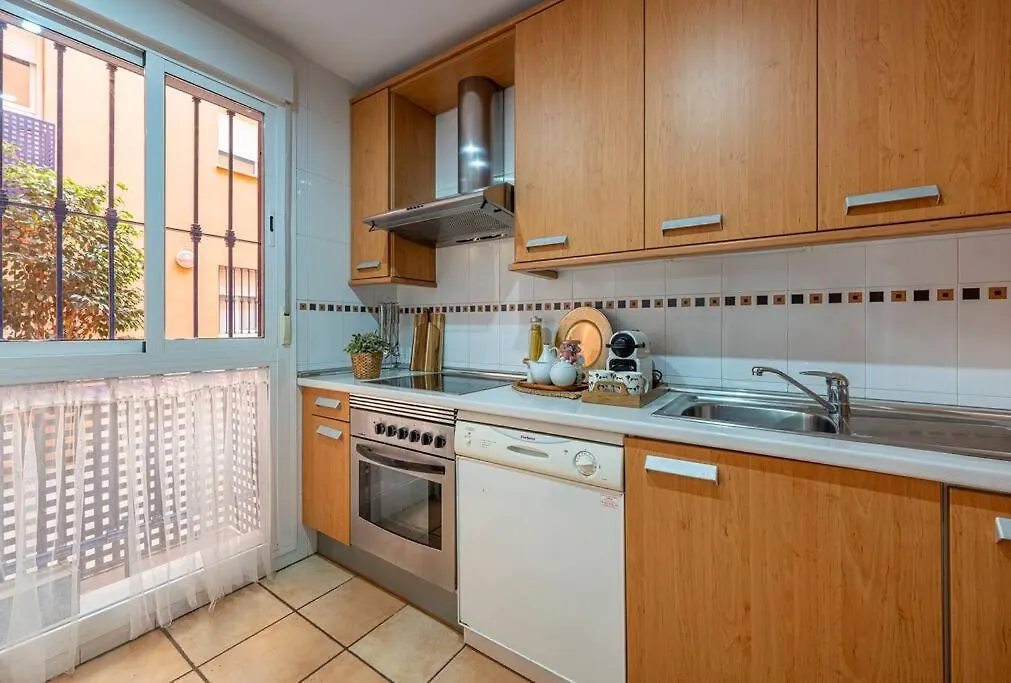 Beautiful 2Br Apt With Terrace, Garden & Pool Marbella İspanya