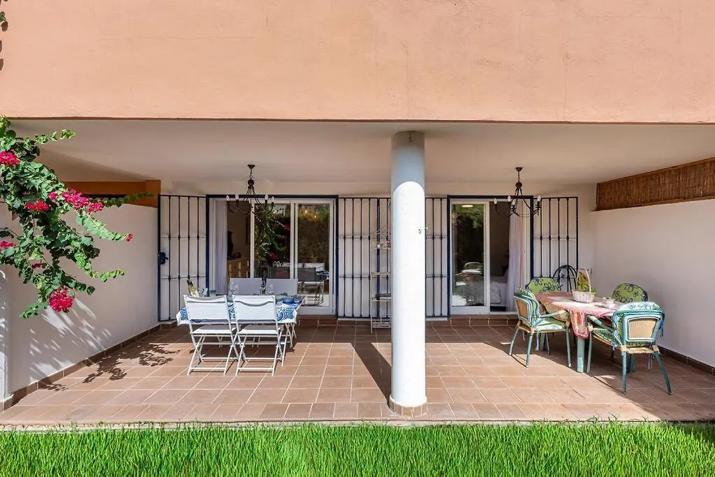 Beautiful 2Br Apt With Terrace, Garden & Pool Marbella 0*,