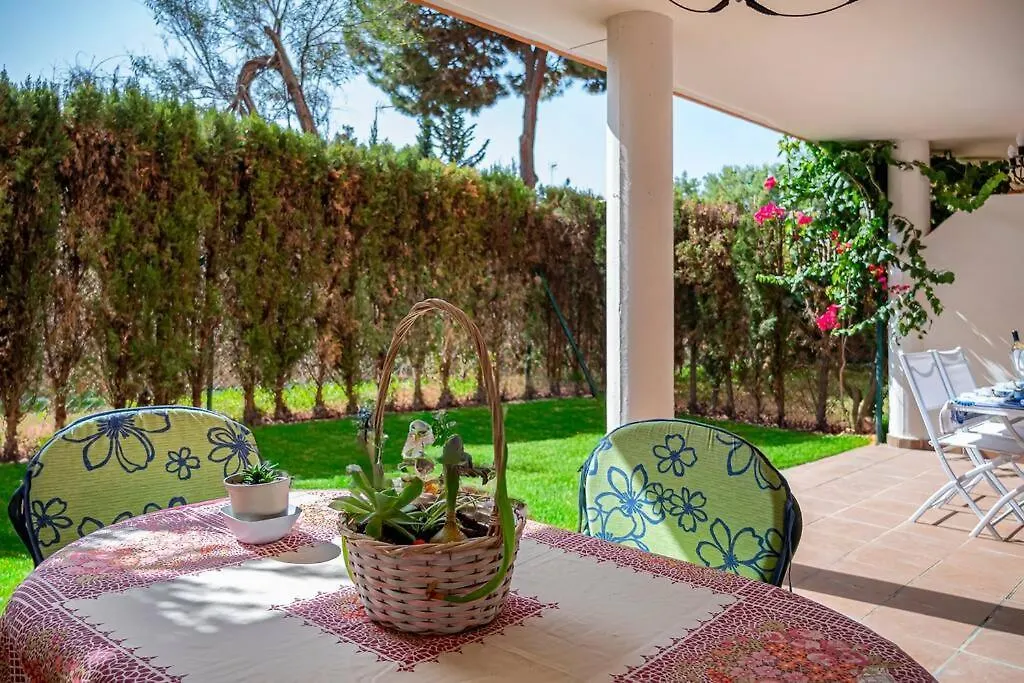 Apartment Beautiful 2Br Apt With Terrace, Garden & Pool Marbella