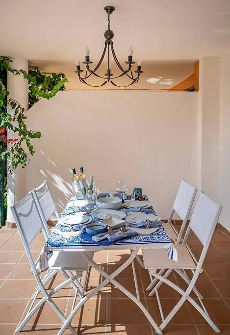 Beautiful 2Br Apt With Terrace, Garden & Pool Marbella 0*,