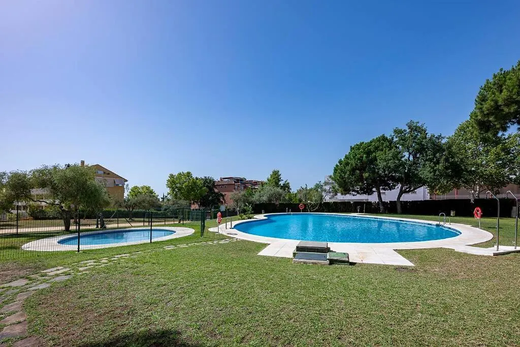 Beautiful 2Br Apt With Terrace, Garden & Pool Marbella 0*,