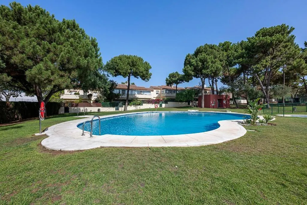 Beautiful 2Br Apt With Terrace, Garden & Pool Marbella